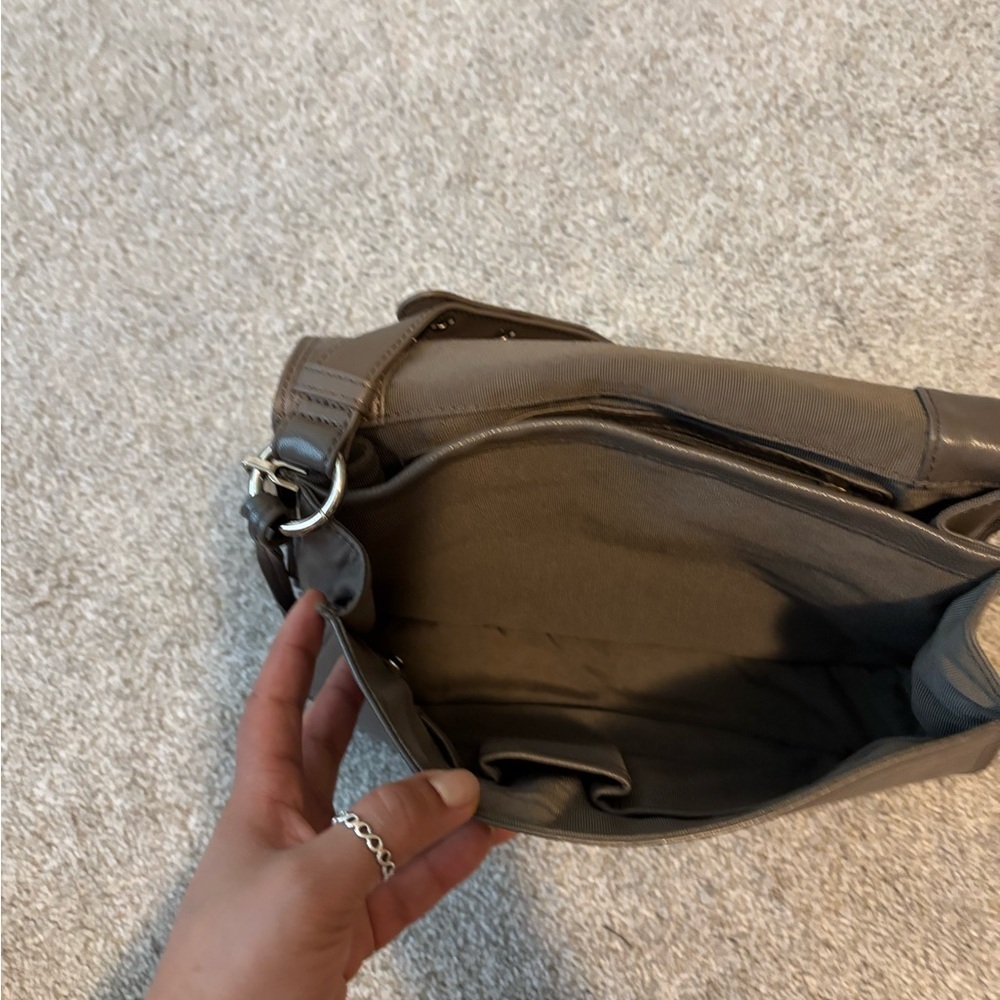 Badgley Mischka Sparkling Black and Silver Shoulder Bag - Picture 8 of 11
